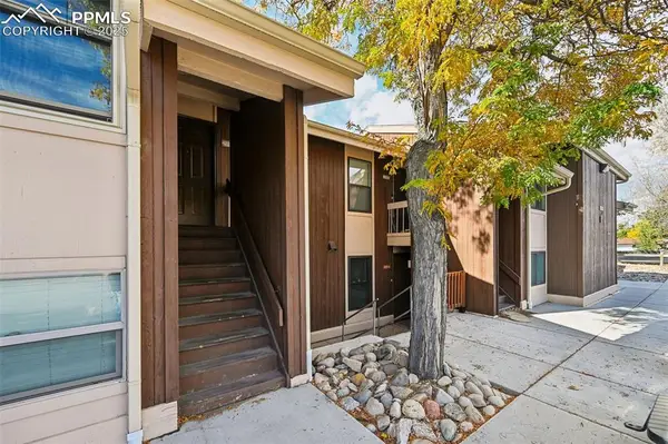 4225 N Carefree Circle #B, Colorado Springs, CO 80917