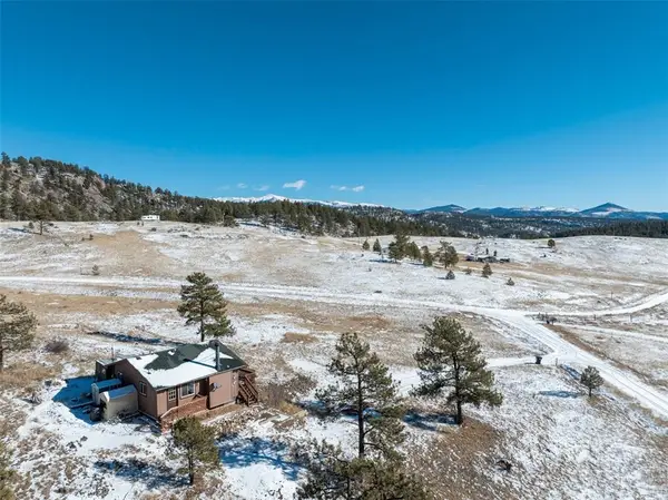 11 Valley Circle, Guffey, CO 80820