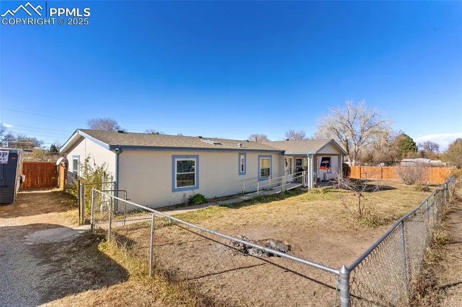 1621 Carltonia Street, Pueblo, CO 81006 - #2