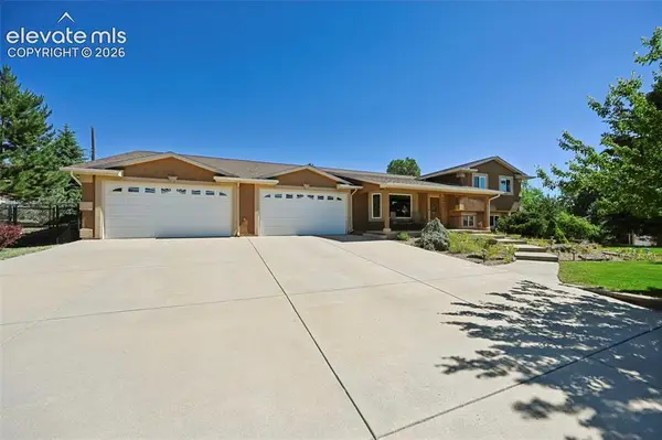4920 Rocking R Drive, Colorado Springs, CO 80915