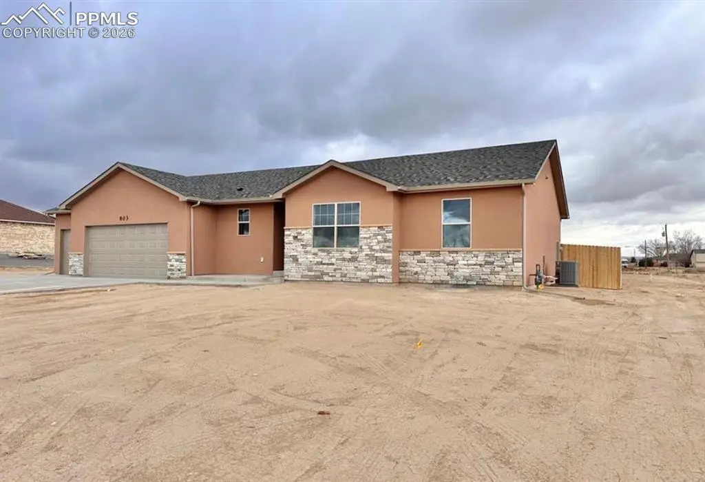803 N Ravencliff Drive, Pueblo, CO 81007 - #1