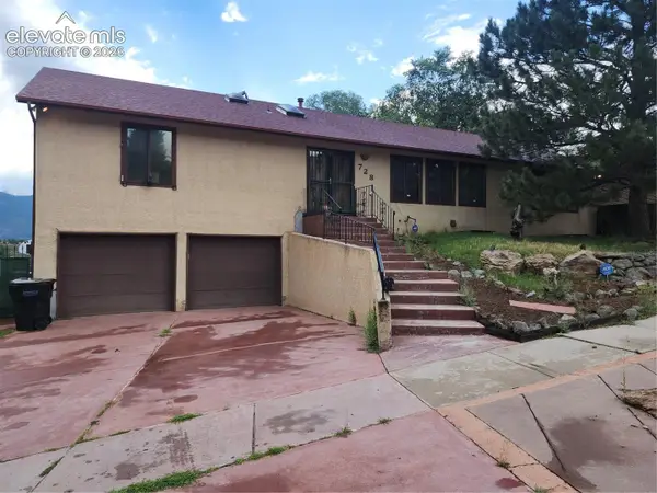 728 Panorama Drive, Colorado Springs, CO 80904