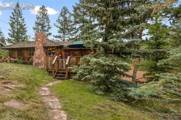 10416 Mountain Avenue, Green Mountain Falls, CO 80819