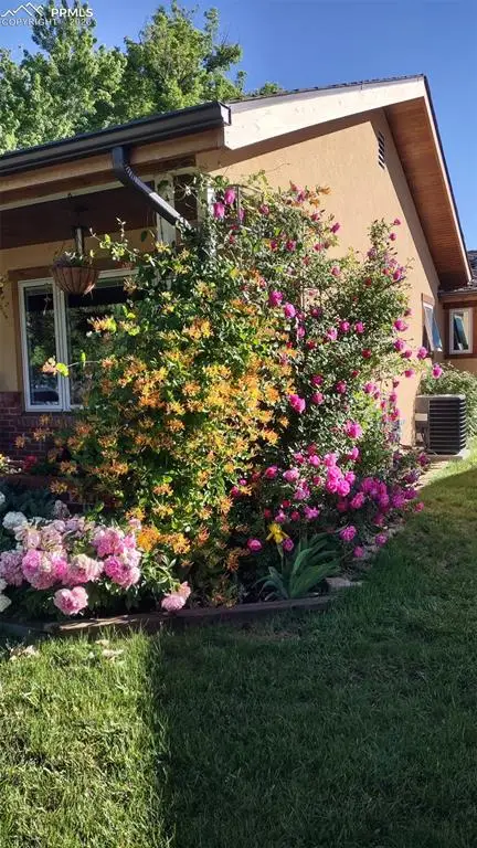 1714 W Boulder Street, Colorado Springs, CO 80904 - #3