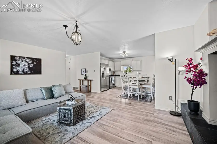 911 Candytuft Boulevard, Pueblo, CO 81001 - #3