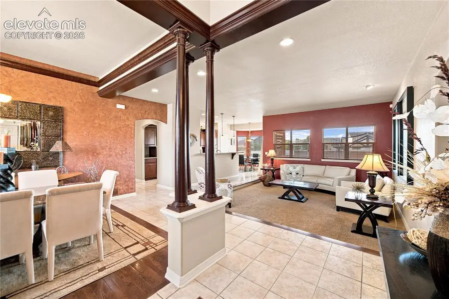 4 Hawks Point Court, Pueblo, CO 81005 - #2