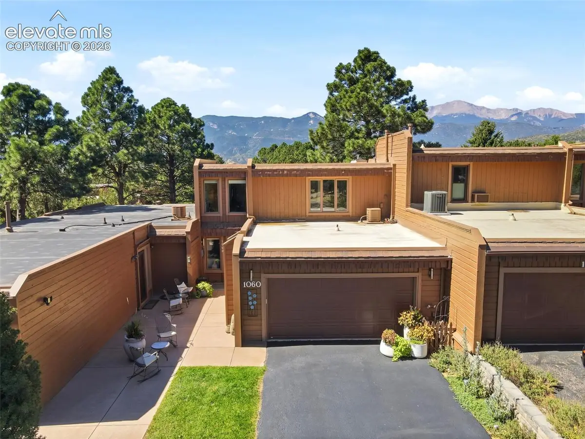 1060 Hill Circle, Colorado Springs, CO 80904 - #1