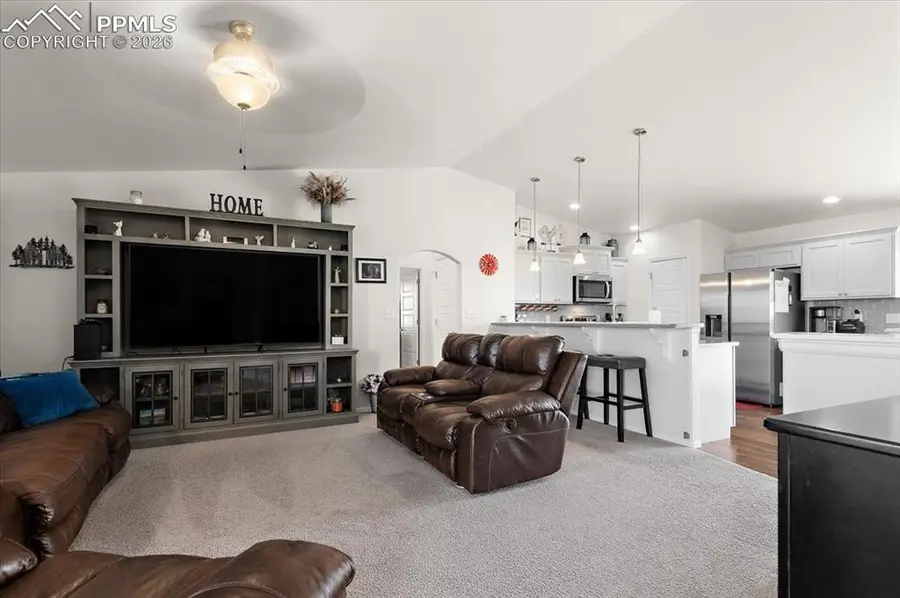 1485 E Ithaca Drive, Pueblo, CO 81007 - #2