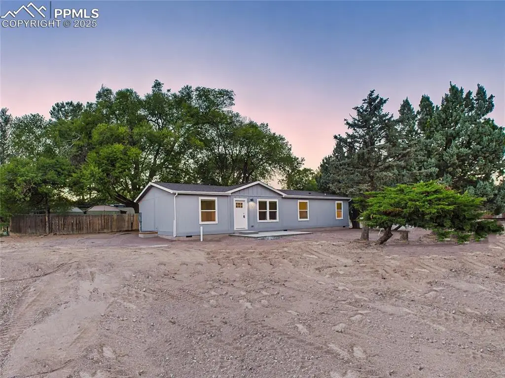 290 E Kipling Drive, Pueblo, CO 81007 - Image #1