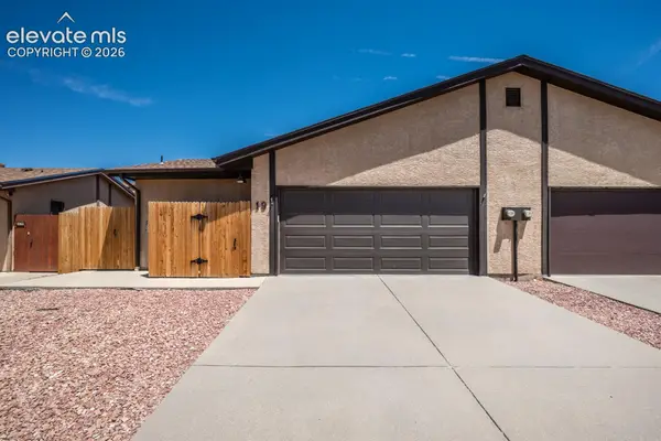 19 Pineridge Court, Pueblo, CO 81001