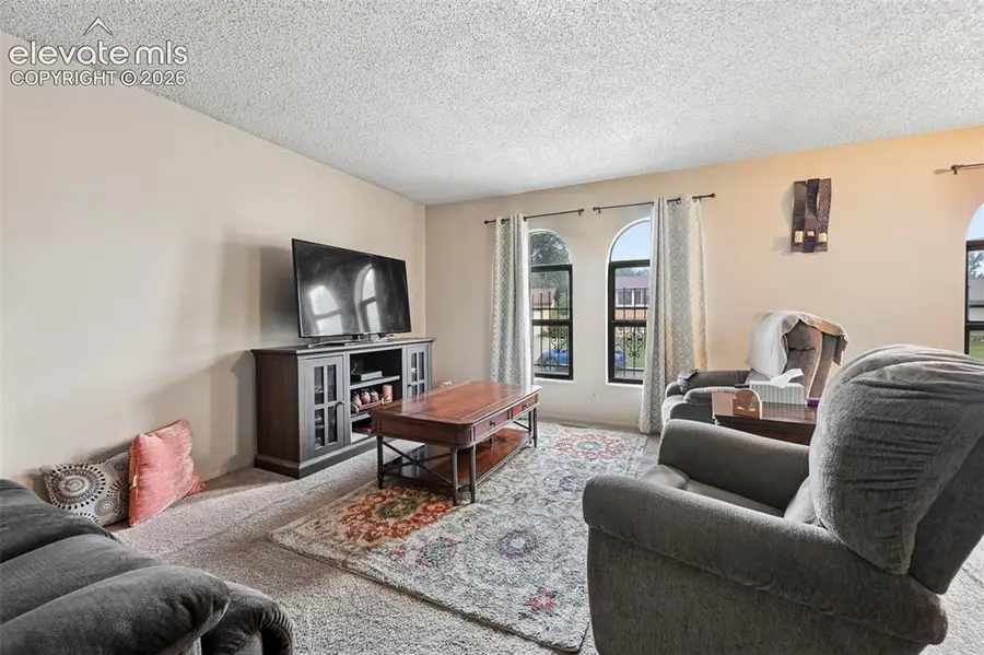 36 Wheatridge Drive, Pueblo, CO 81005 - #3