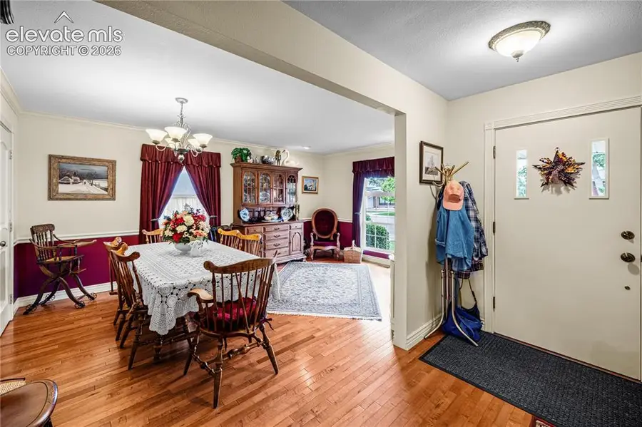 2911 Country Club Drive, Pueblo, CO 81008 - #2
