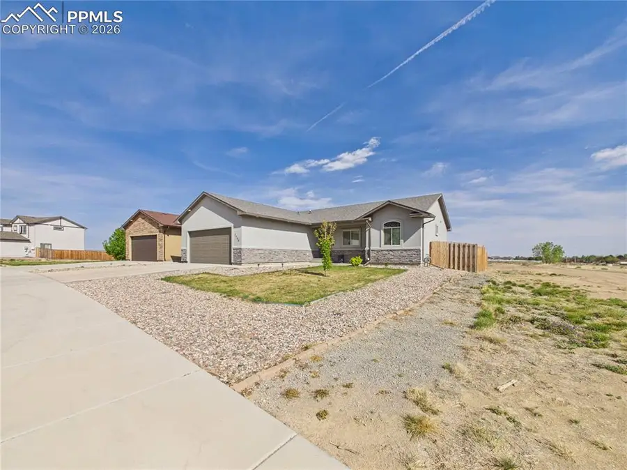 5508 Mark Twain Lane, Pueblo, CO 81008 - #2