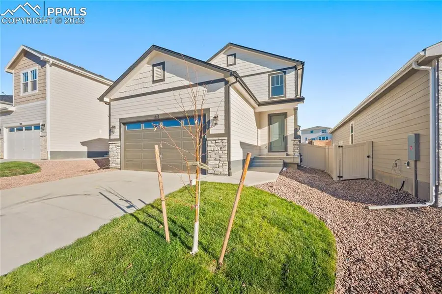 8112 Falling Rock Drive, Colorado Springs, CO 80925 - Image #2