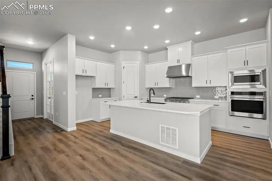 9286 Wolf Valley Drive, Colorado Springs, CO 80924 - Image #2