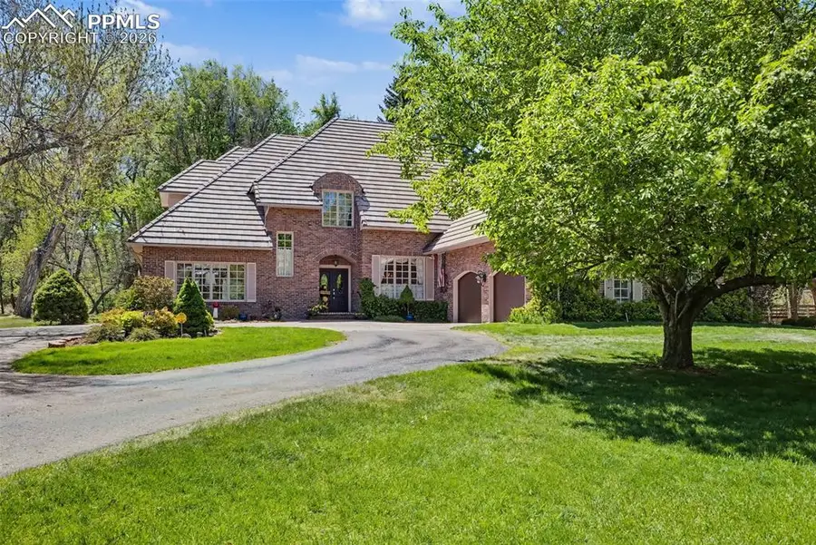 740 S Bear Paw Lane, Colorado Springs, CO 80906 - #2