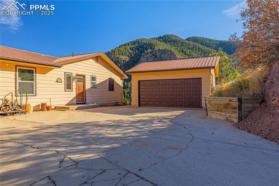 845 Crystal Park Road, Manitou Springs, CO 80829 - Image #2