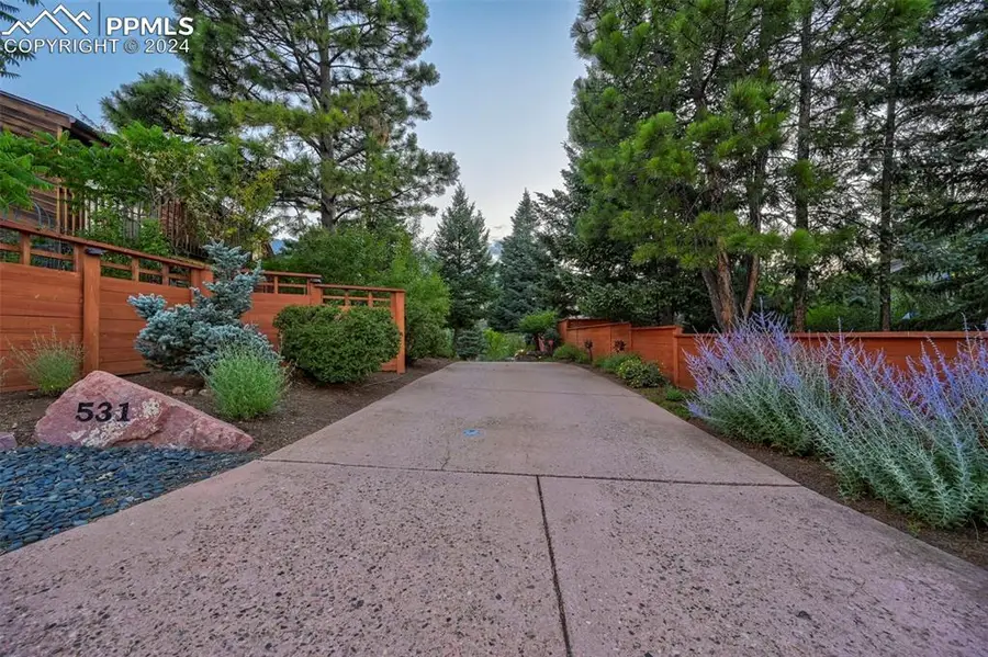 531 Crystal Hills Boulevard, Manitou Springs, CO 80829 - #2