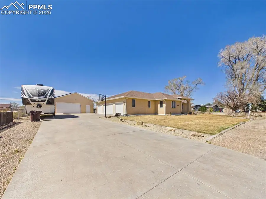 1079 Lynn Drive, Pueblo, CO 81006 - #3