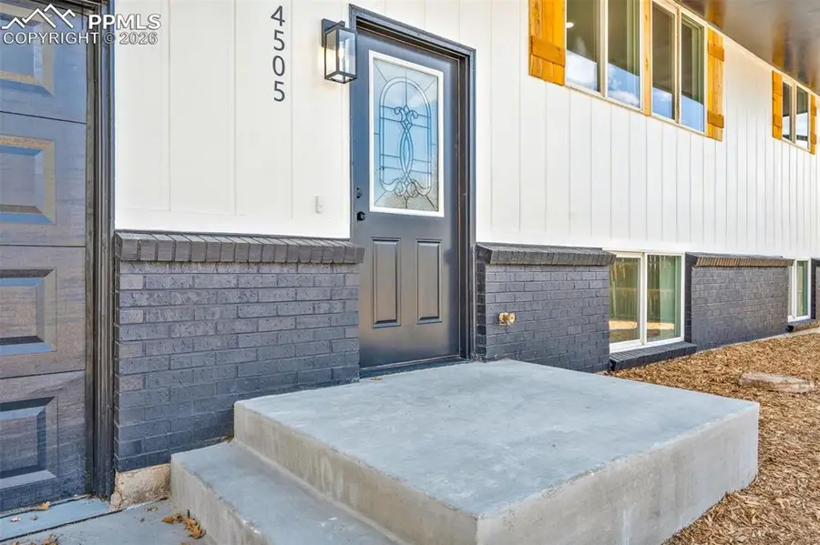 4505 S Anjelina Circle, Colorado Springs, CO 80916 - #2