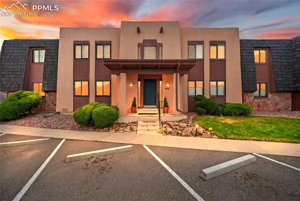 2979 Mesa Road #D, Colorado Springs, CO 80904