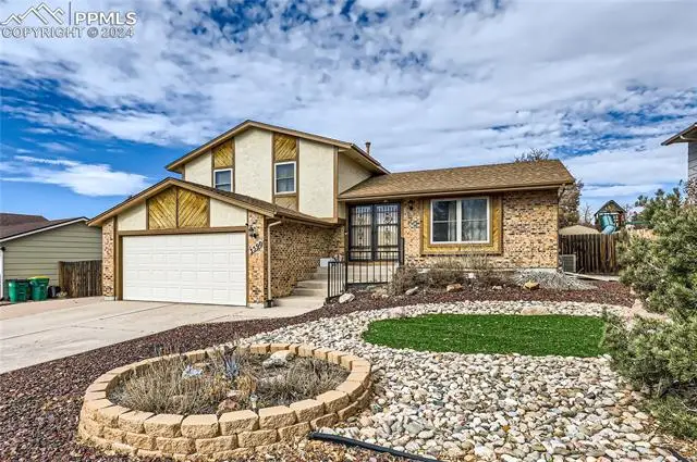 3590 Rocky Knoll Drive, Colorado Springs, CO 80920 - #3
