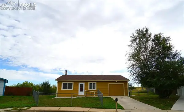 1985 Tanager Way, Colorado Springs, CO 80906