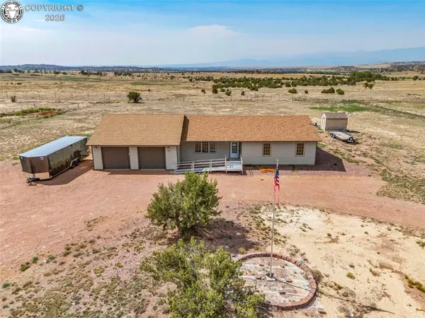 1407 Top Notch Trail, Penrose, CO 81240