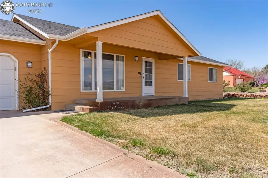 1825 Davis Street, Canon City, CO 81212 - Image #2