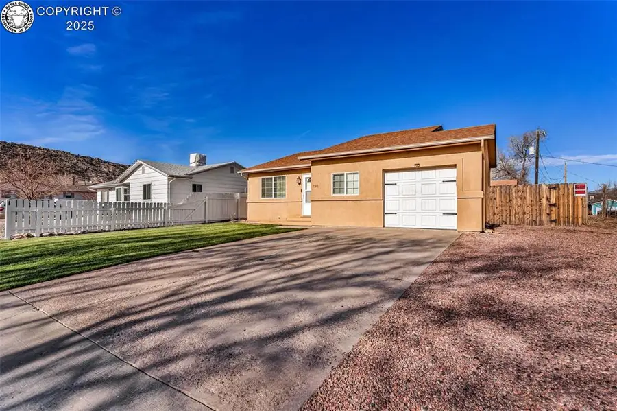 705 Oak Avenue, Canon City, CO 81212 - #2