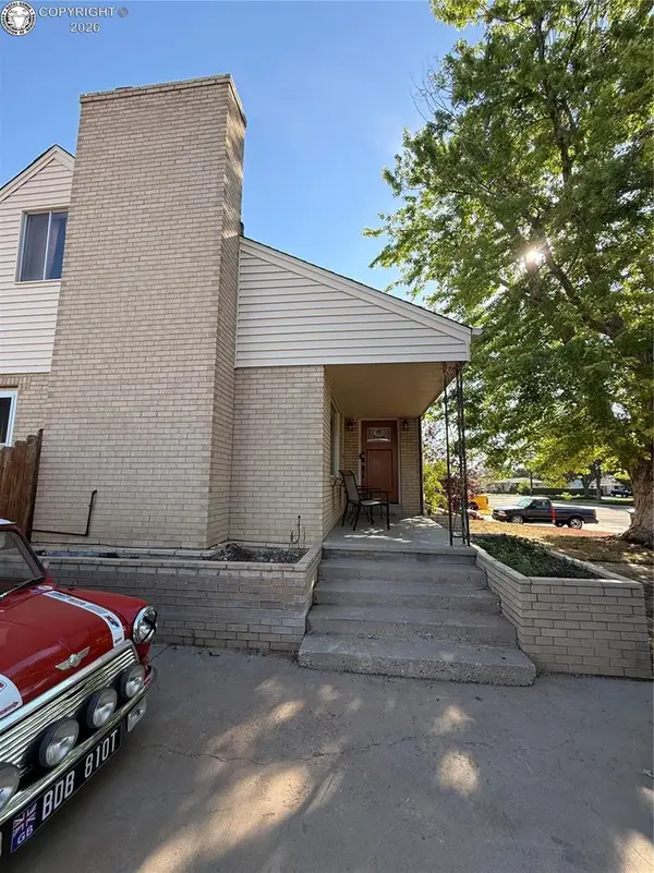 187 University Circle, Pueblo, CO 81005