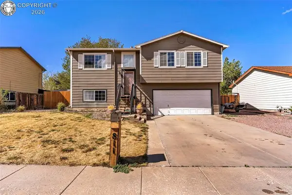 811 Meadows Avenue, Canon City, CO 81212