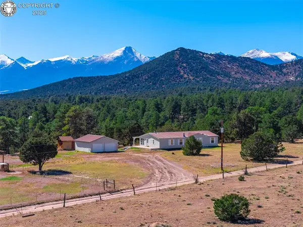 1712 9th Trail, Cotopaxi, CO 81223
