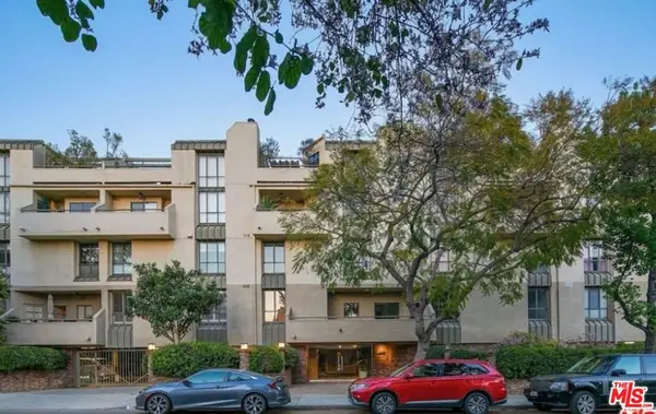 720 Huntley Drive #104, West Hollywood, CA 90069