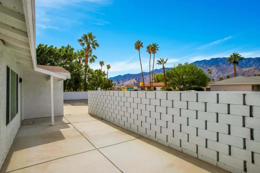 2080 N San Gorgonio Road, Palm Springs, CA 92262 - #1