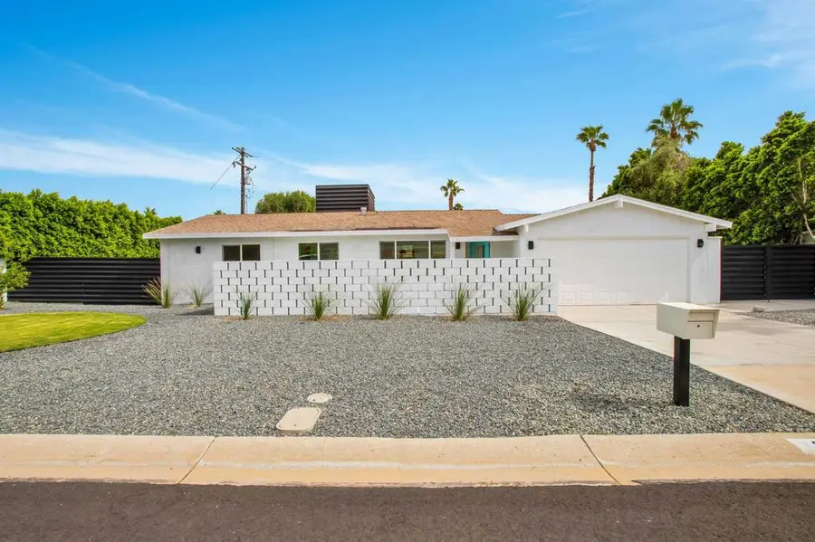 2080 N San Gorgonio Road, Palm Springs, CA 92262 - #2