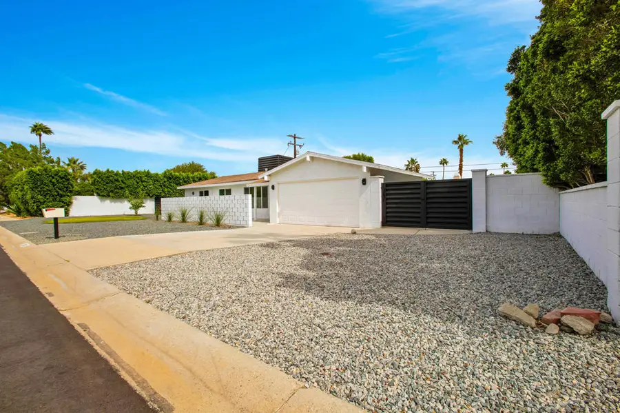 2080 N San Gorgonio Road, Palm Springs, CA 92262 - #3