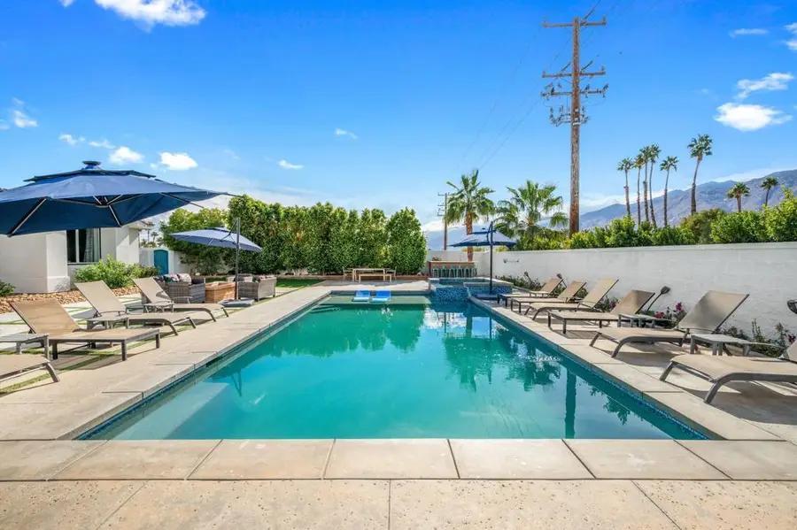 2932 N Sunrise Way, Palm Springs, CA 92262 - #3