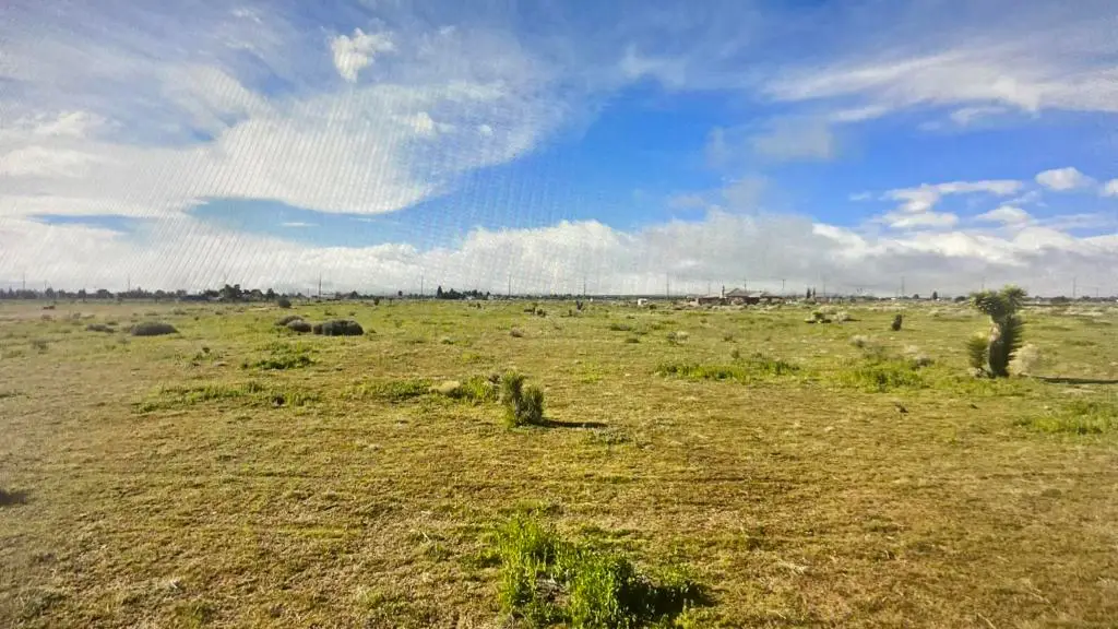 8485 White Fox Trail, Phelan, CA 92371 - Image #1