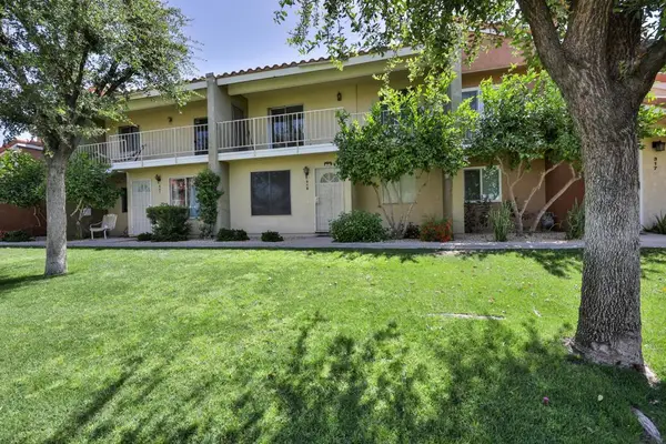 319 Tava Lane, Palm Desert, CA 92260