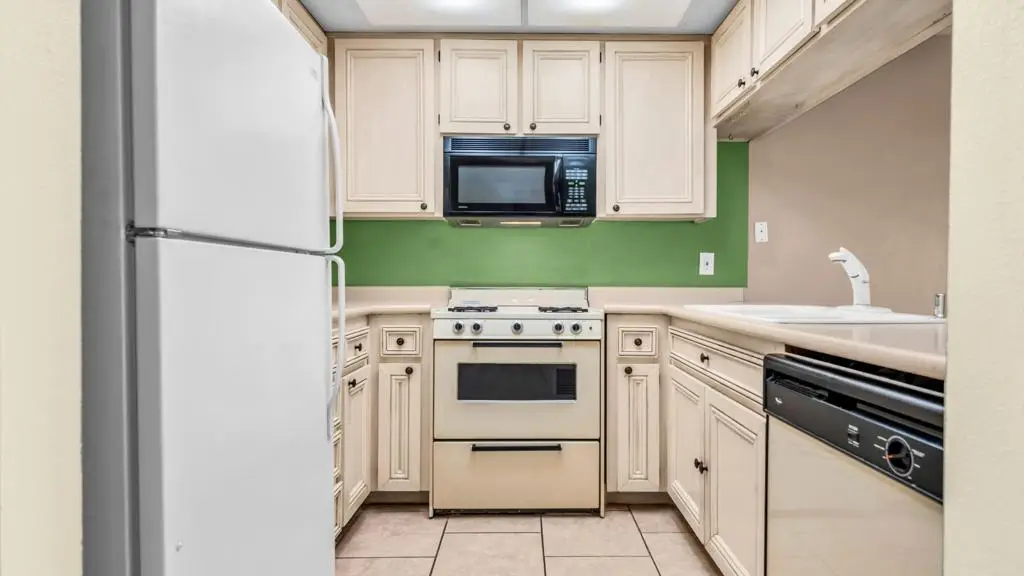 44 Lakeview Circle, Cathedral City, CA 92234 - Image #1