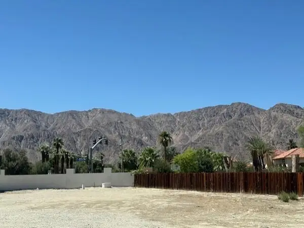 2 Calle Obispo, La Quinta, CA 92253