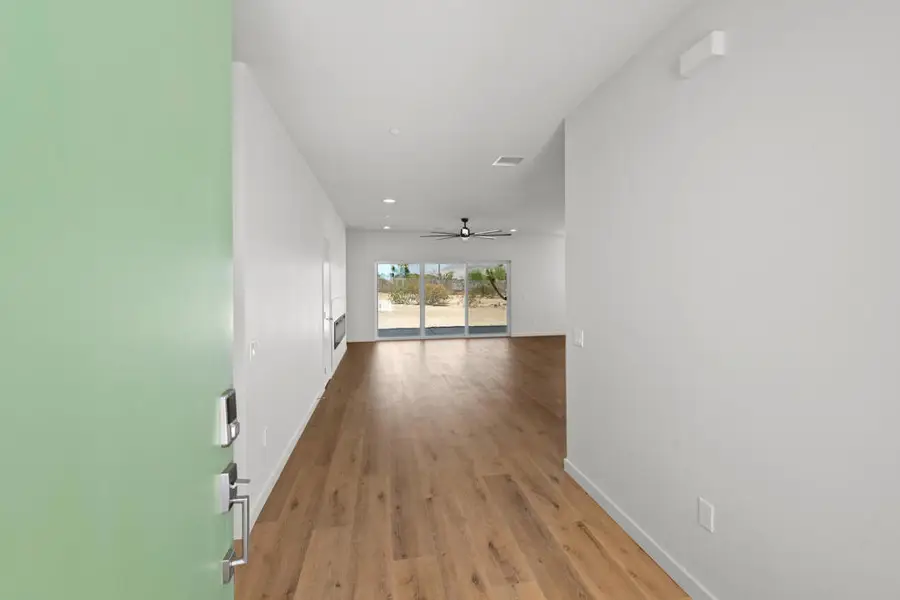 7082 Avalon Avenue, Yucca Valley, CA 92284 - Image #2