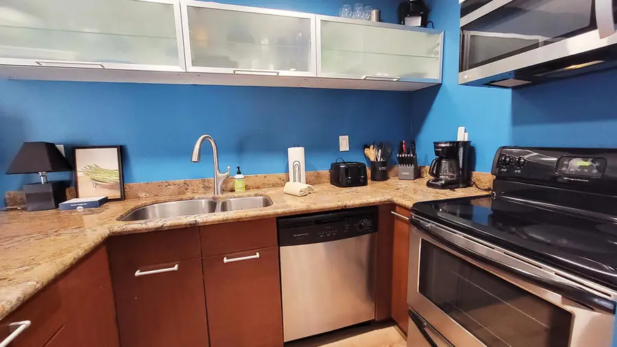 467 S Calle El Segundo #D20, Palm Springs, CA 92282 - #2