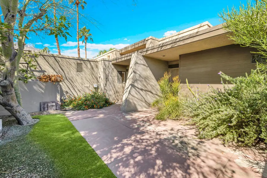 1452 Tiffany` Circle N, Palm Springs, CA 92262 - Image #2