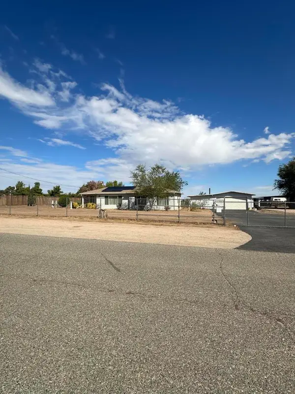 15786 El Centro Street, Hesperia, CA 92345