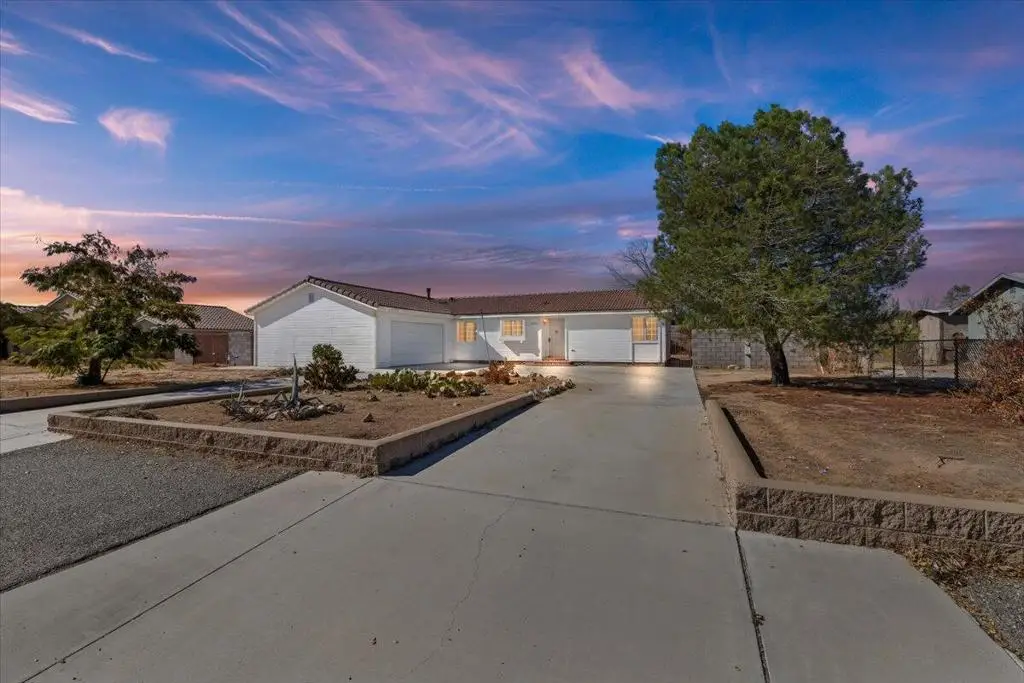 12546 Navajo Road, Apple Valley, CA 92308 - Image #1