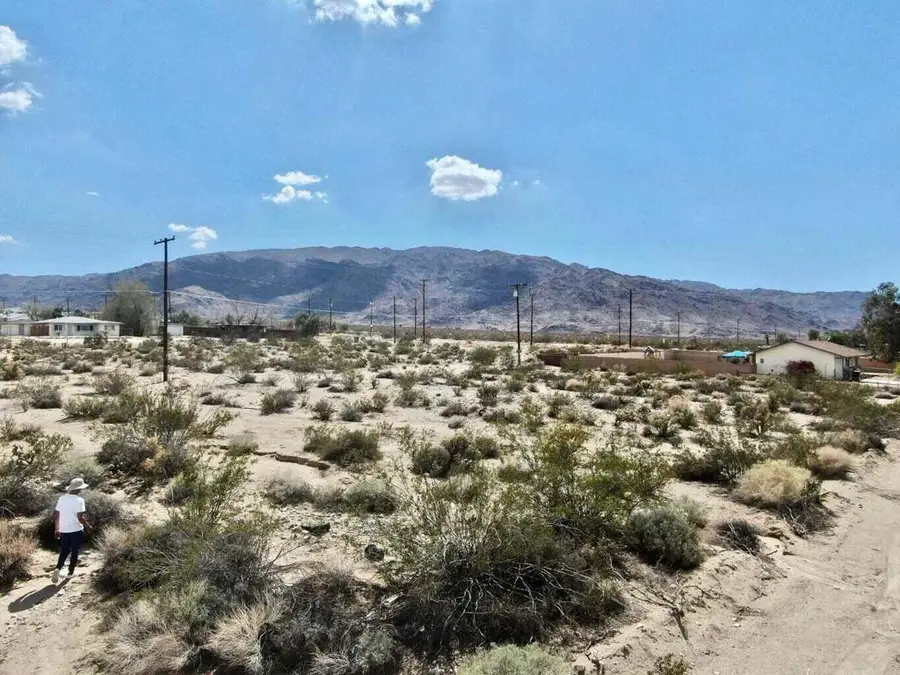 219 Serrano Way, Twentynine Palms, CA 92277 - Image #2