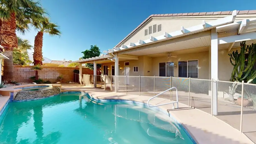 1123 E Circulo San Sorrento Road, Palm Springs, CA 92262 - #3