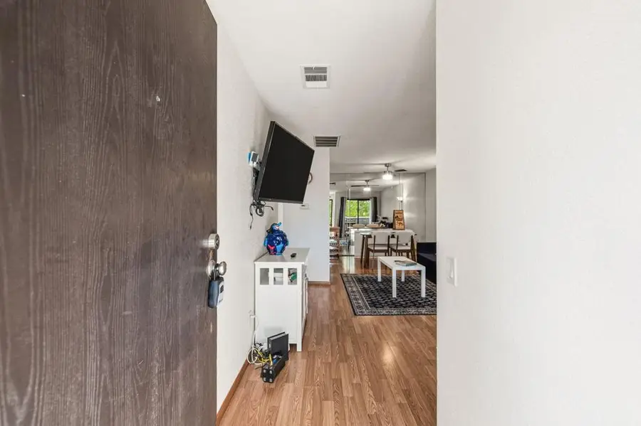 2822 N Auburn Court #205, Palm Springs, CA 92262 - Image #2